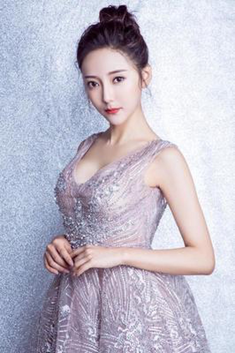 杨超越